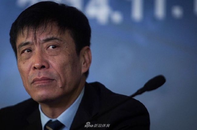 调教小男娃光屁股小嫩茎视频作文