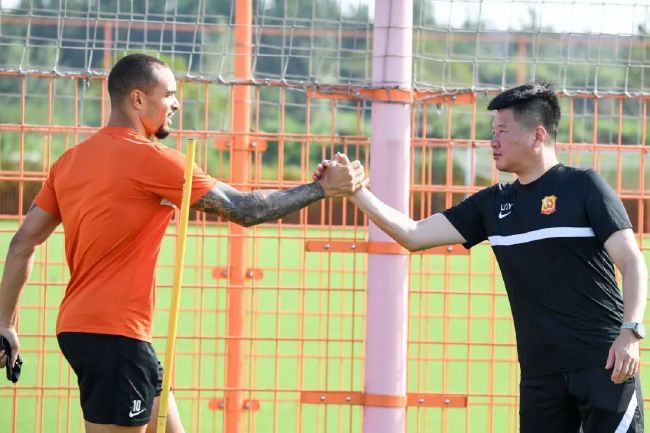 日本变态浣肠免费视频